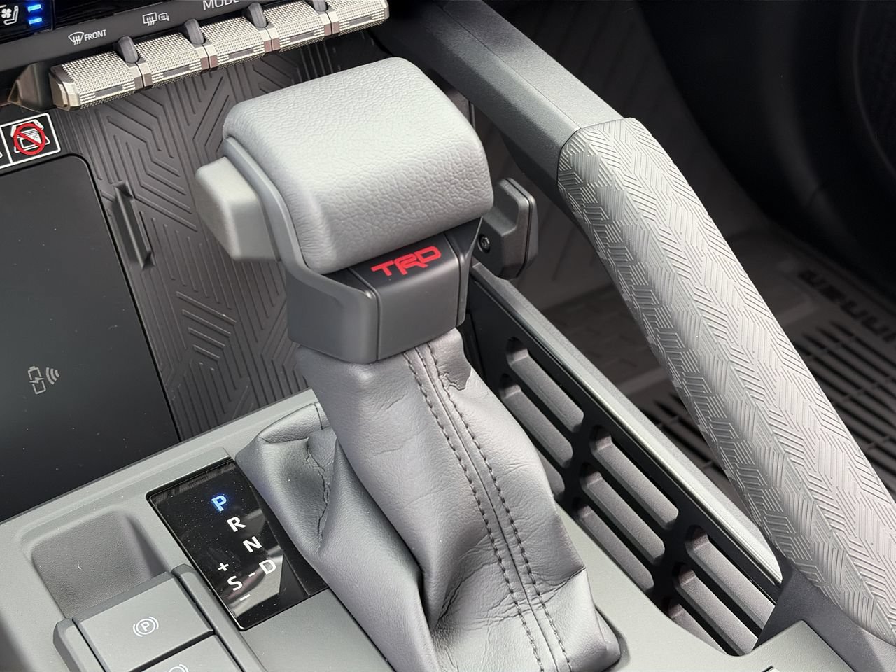 New 2026 Toyota 4Runner TRD Off-Road Premium AWD/4WD image 14
