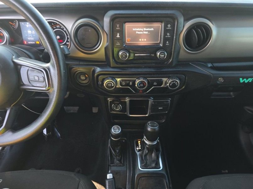 Used 2021 Jeep Wrangler Sport image 24