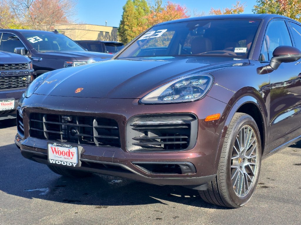 Used 2023 Porsche Cayenne Platinum Edition AWD/4WD image 33