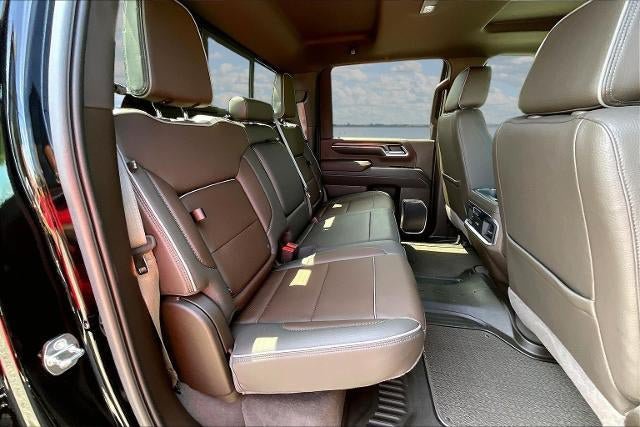 Used 2024 GMC Sierra 3500 Denali w/ Denali Reserve Package AWD/4WD image 26