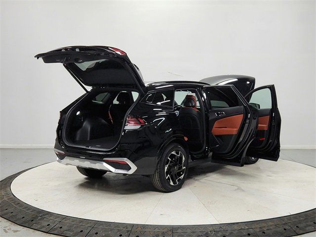 Used 2025 Kia Sportage SX image 15