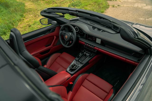 Used 2026 Porsche 911 Targa 4 GTS AWD/4WD image 35