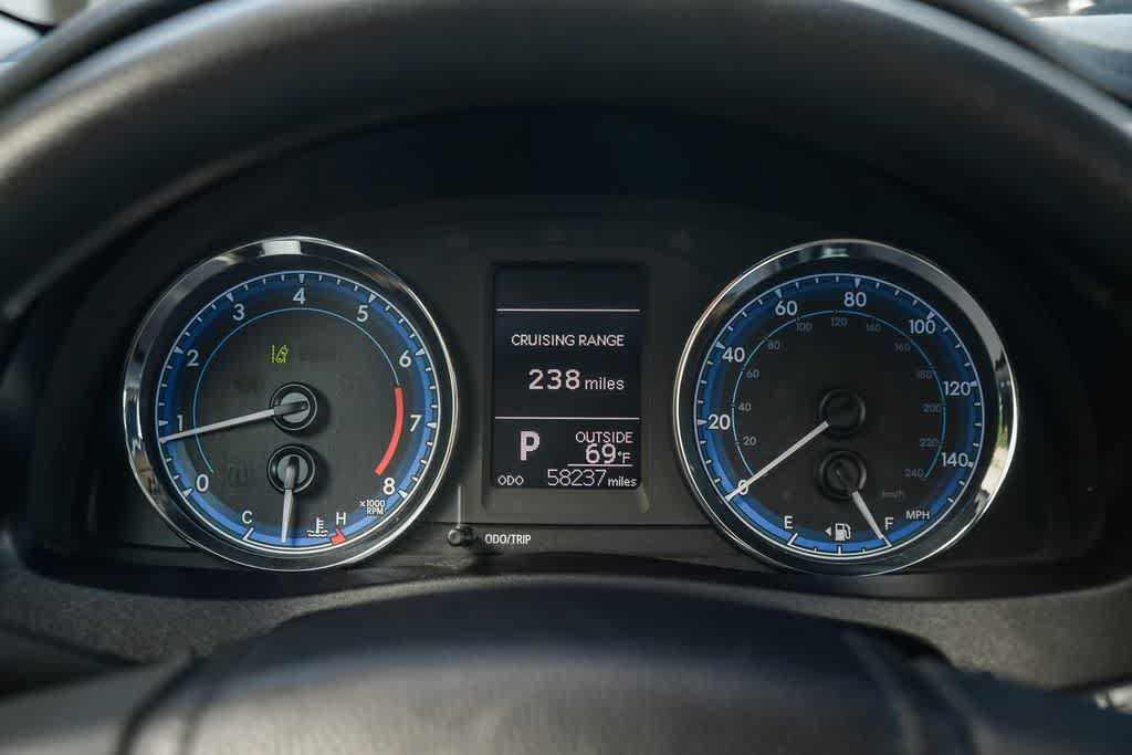 Used 2017 Toyota Corolla LE FWD image 23