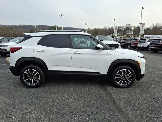 Used 2025 Chevrolet TrailBlazer LT image 11