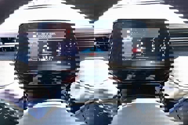 New 2025 Volkswagen ID. Buzz Pro S image 17