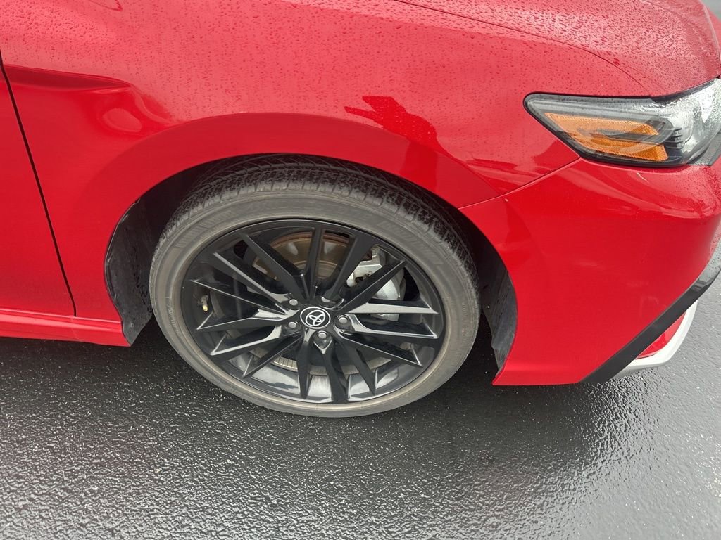 Used 2023 Toyota Camry XSE image 12