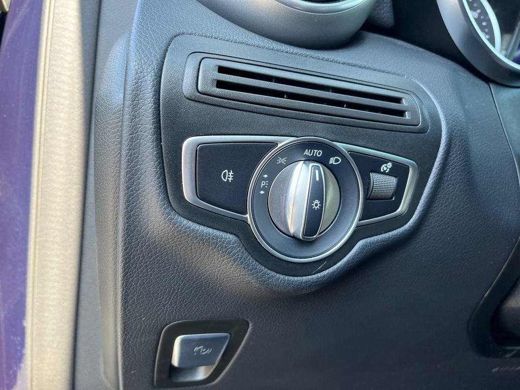 Certified 2021 Mercedes-Benz GLC 300 4MATIC image 25