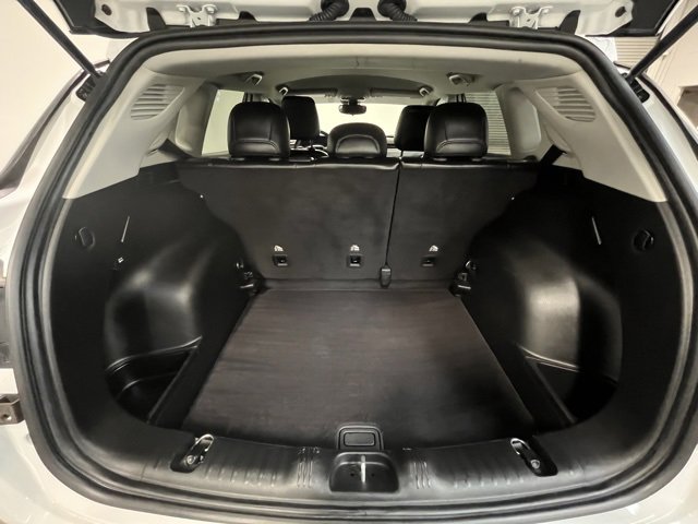 Used 2022 Jeep Compass Latitude image 14