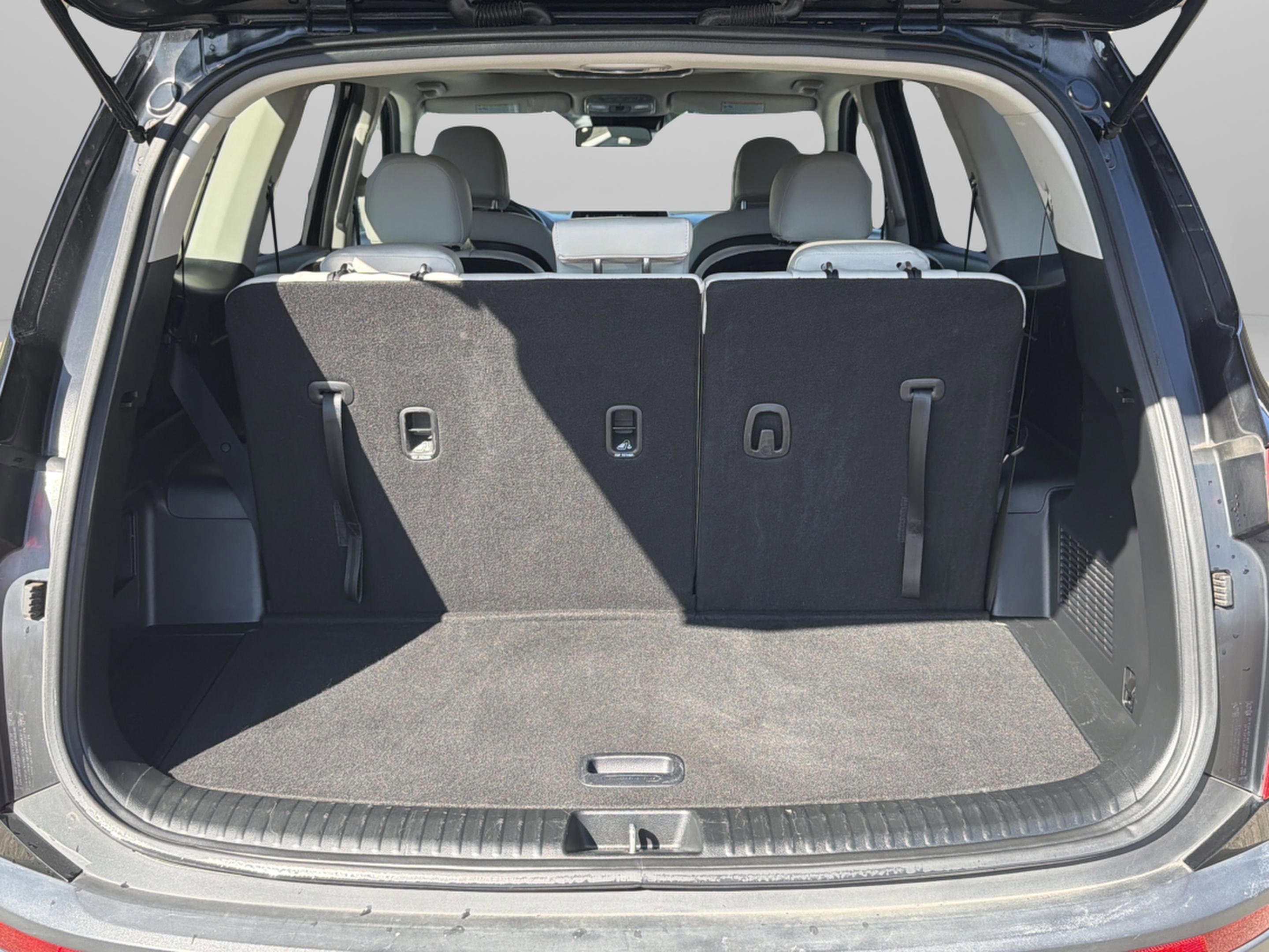 Used 2022 Kia Telluride S image 26