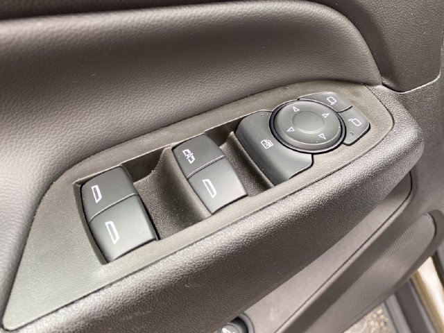 Certified 2024 Chevrolet Equinox LT w/ LPO, Floor Liner Package FWD image 17