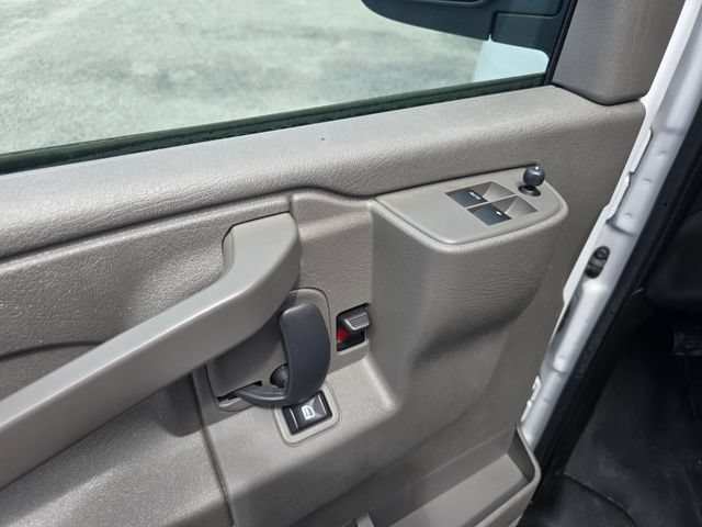 Used 2024 GMC Savana 2500 w/ Driver Convenience Package RWD image 12