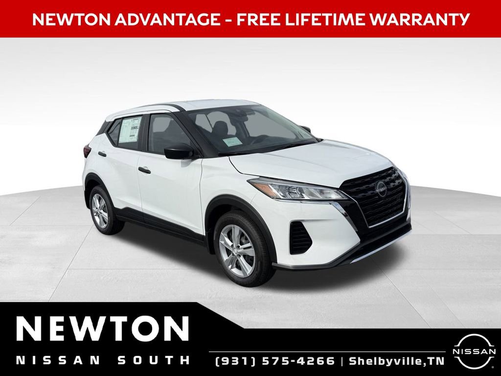 New 2025 Nissan Kicks Play S image 1