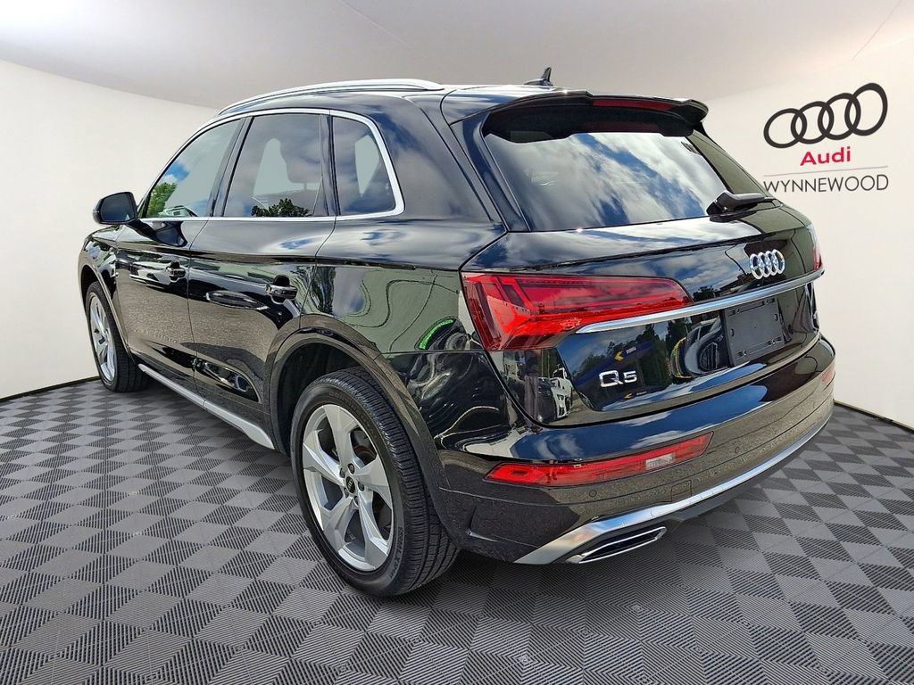Used 2023 Audi Q5 2.0T Premium Plus w/ Premium Plus Package AWD/4WD image 4