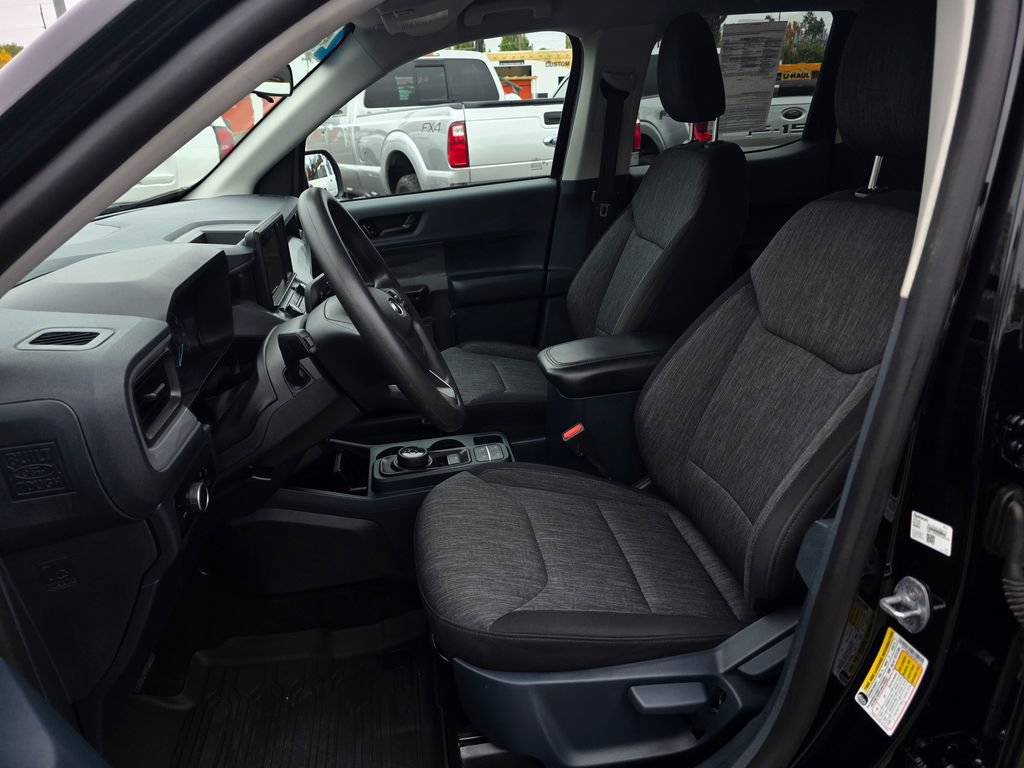 Used 2023 Ford Maverick XLT w/ Black Appearance Package FWD image 4