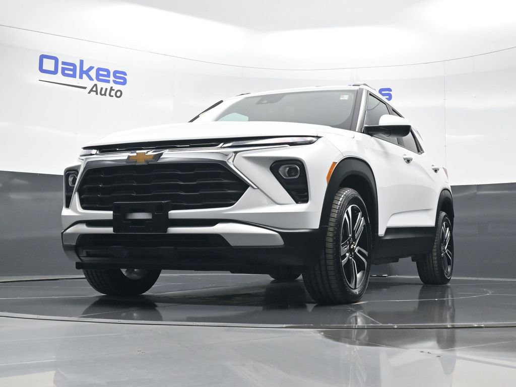 Used 2024 Chevrolet TrailBlazer LT image 39