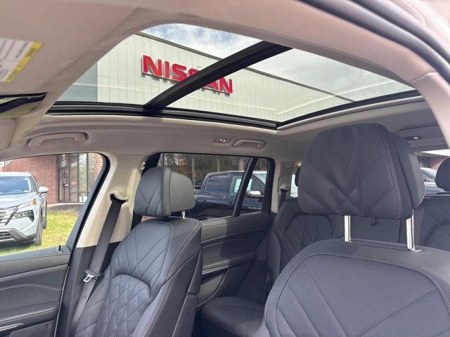 Used 2024 BMW X7 xDrive40i image 78