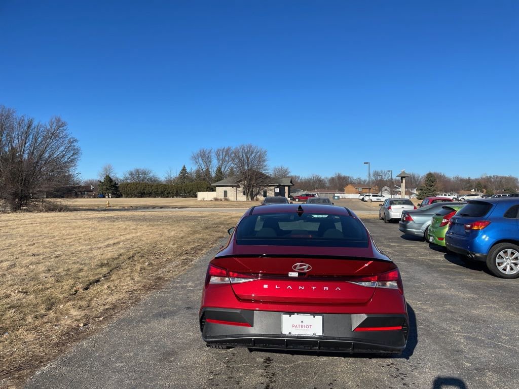 New 2026 Hyundai Elantra Sport image 4