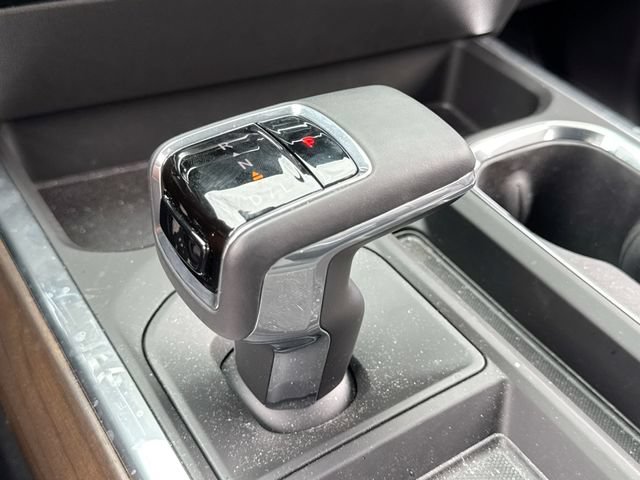 Used 2026 Chevrolet Silverado 1500 High Country w/ High Country Premium Package AWD/4WD image 20