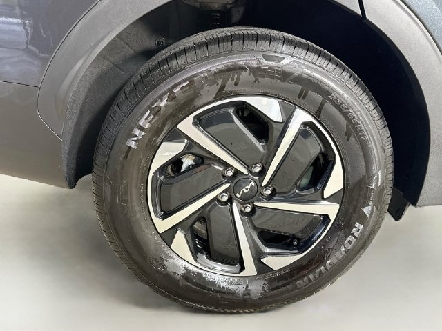 Used 2023 Kia Sportage LX AWD/4WD image 31