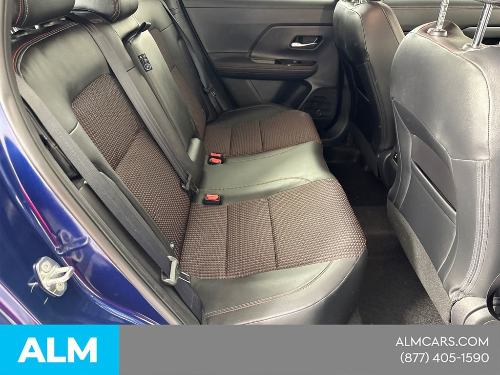 Used 2025 Nissan Kicks SR image 19