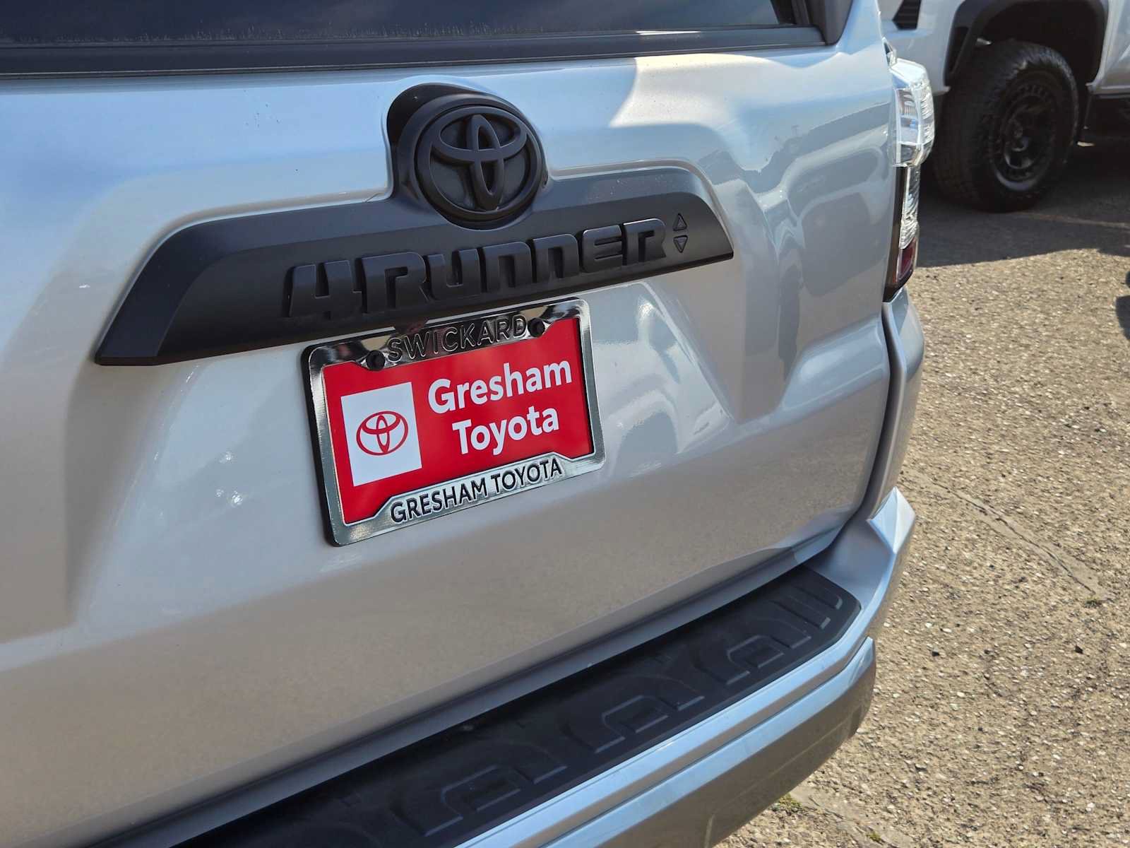 Used 2023 Toyota 4Runner TRD Off-Road Premium w/ Moonroof Package AWD/4WD image 18