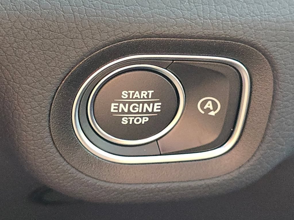New 2026 Mercedes-Benz GLS 450 4MATIC image 40