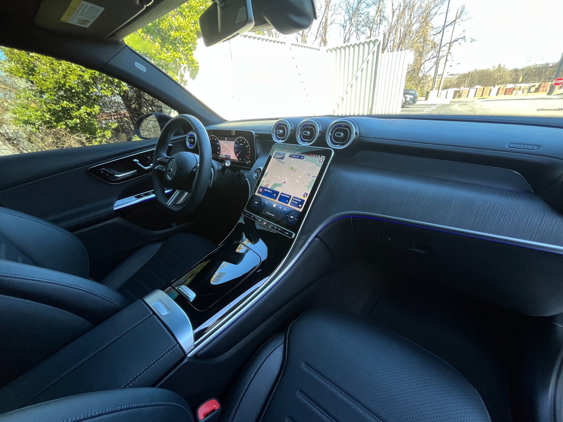 Used 2025 Mercedes-Benz GLC 300 4MATIC NIGHT PKG, AMG LINE PKG image 17