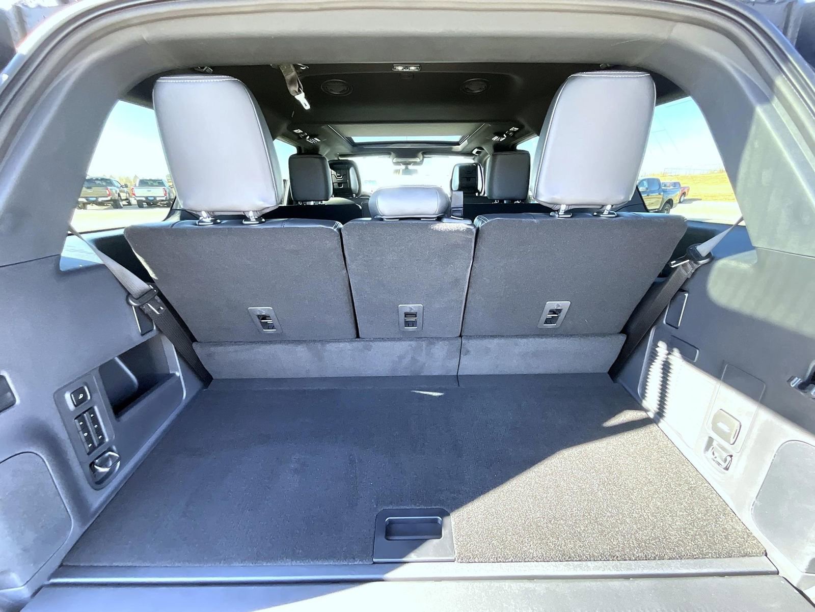 New 2026 Ford Expedition Platinum w/ Stealth Appearance Package image 15