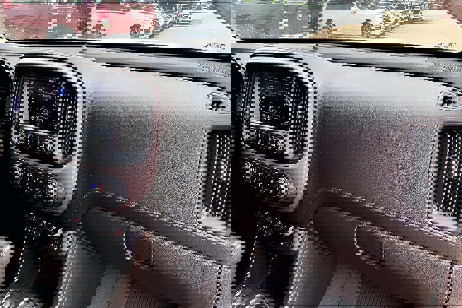 Used 2021 GMC Canyon AT4 AWD/4WD image 18