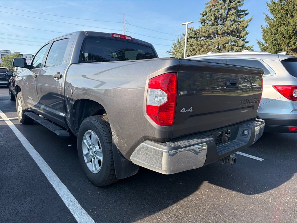 Used 2018 Toyota Tundra SR5 w/ SR5 Upgrade Package AWD/4WD image 2