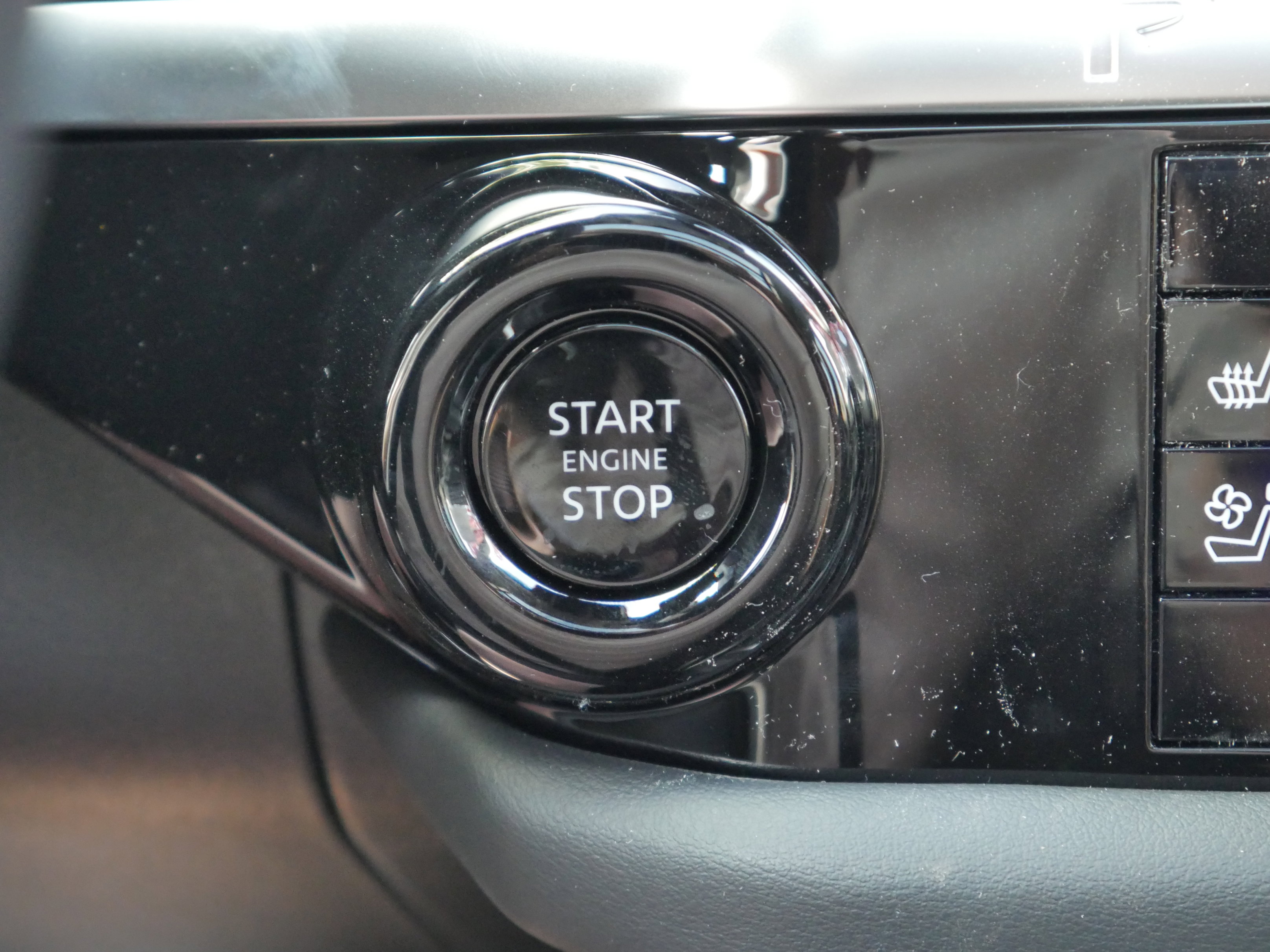 New 2026 Nissan Pathfinder Platinum AWD/4WD image 10