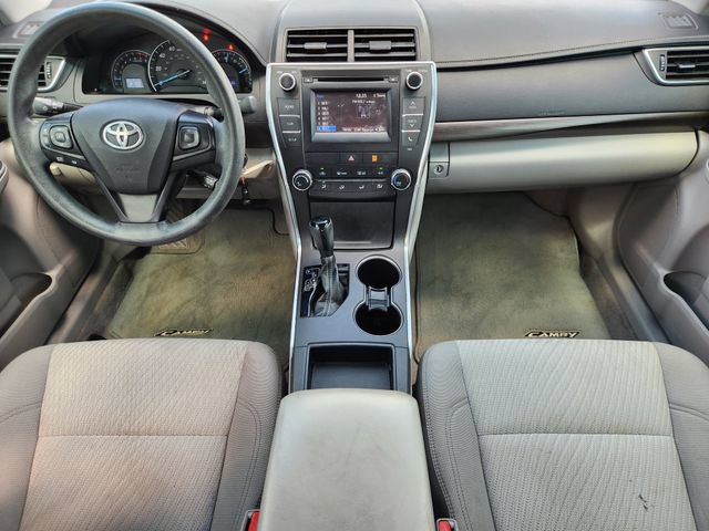 Used 2015 Toyota Camry LE FWD image 19