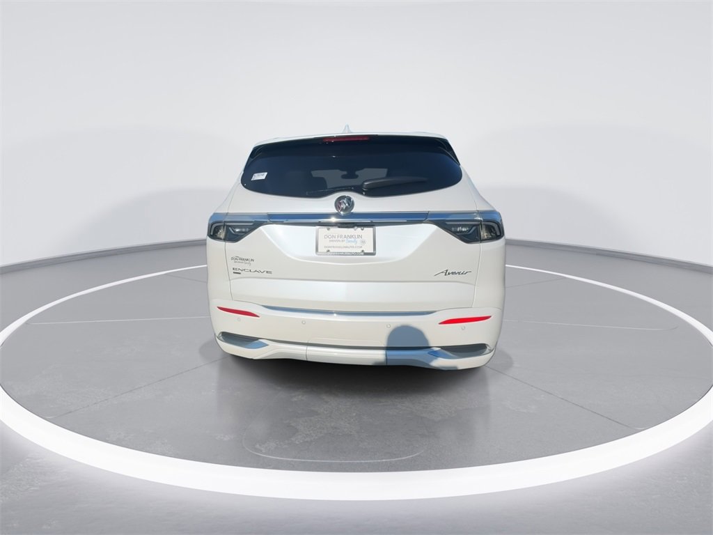 Used 2022 Buick Enclave Avenir image 7