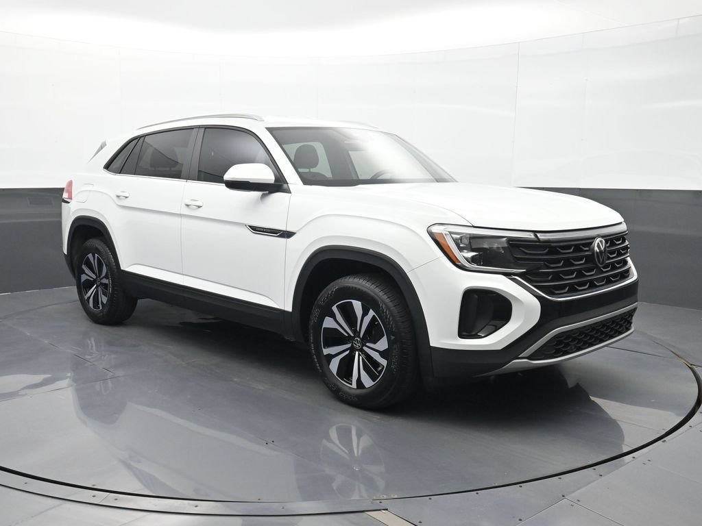 Used 2024 Volkswagen Atlas Cross Sport SE FWD image 24