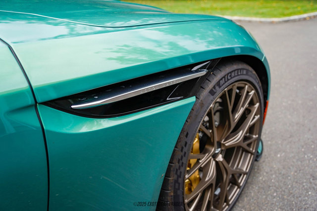 Used 2025 Aston Martin DB12 Coupe RWD image 57