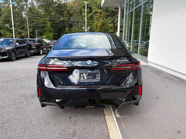 New 2027 BMW i5 xDrive40 w/ M Sport Package AWD/4WD image 8