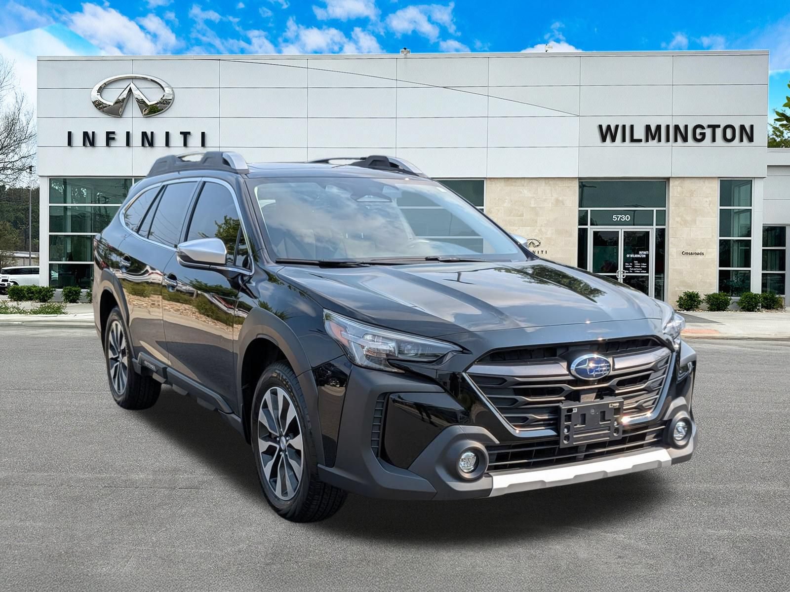 Used 2025 Subaru Outback Touring XT w/ Popular Package #2 AWD/4WD image 1
