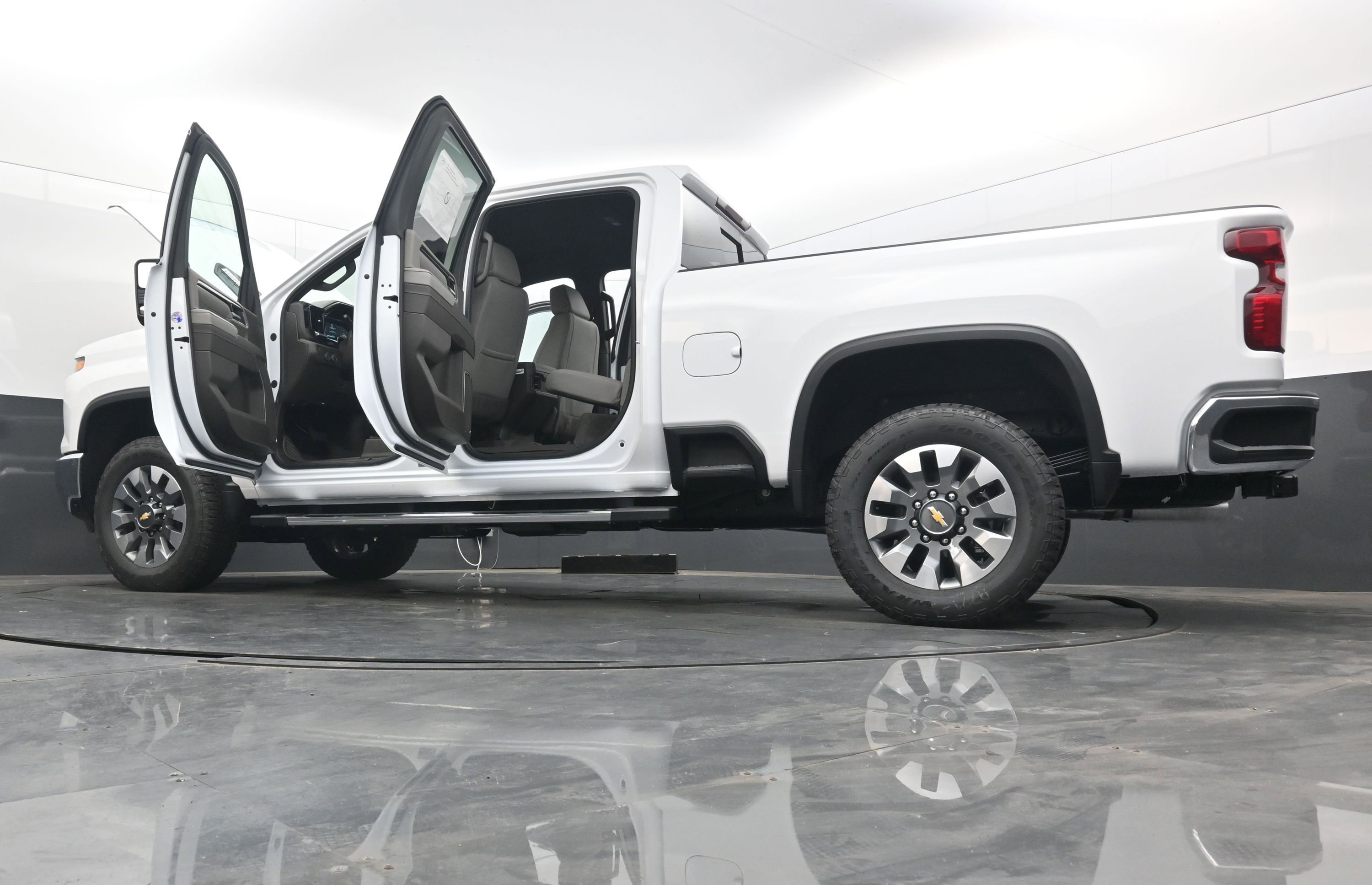 New 2026 Chevrolet Silverado 2500 LT image 45