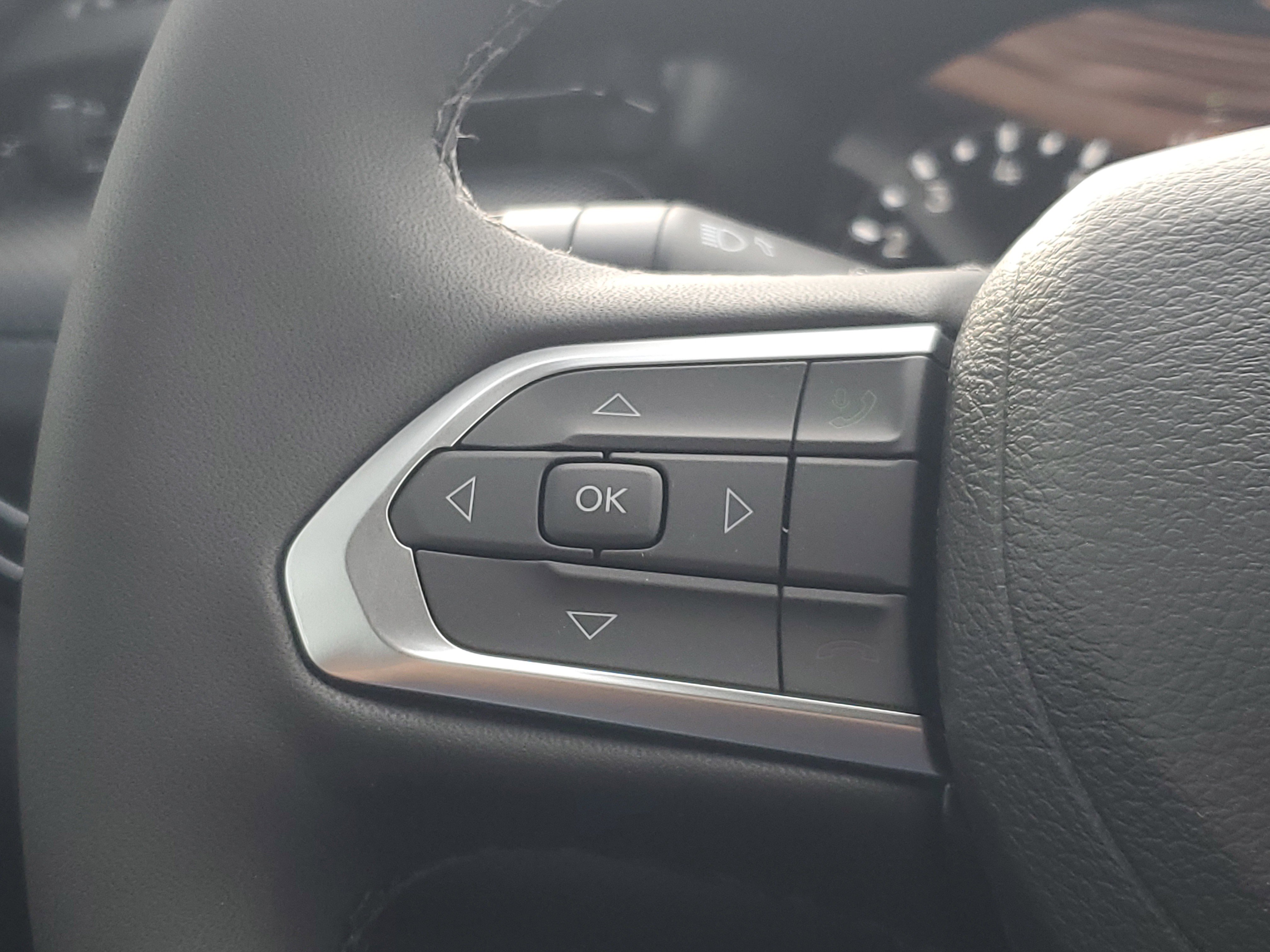 New 2026 Jeep Compass Limited image 12