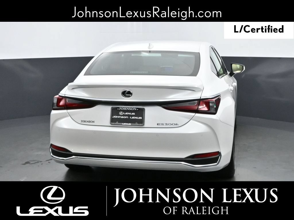 Certified 2025 Lexus ES 300h Ultra Luxury FWD image 8