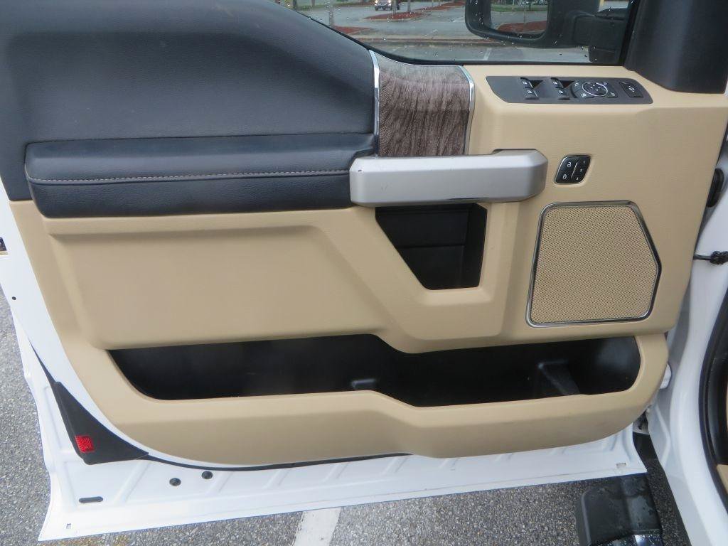 Used 2019 Ford F250 Lariat w/ Chrome Package AWD/4WD image 14