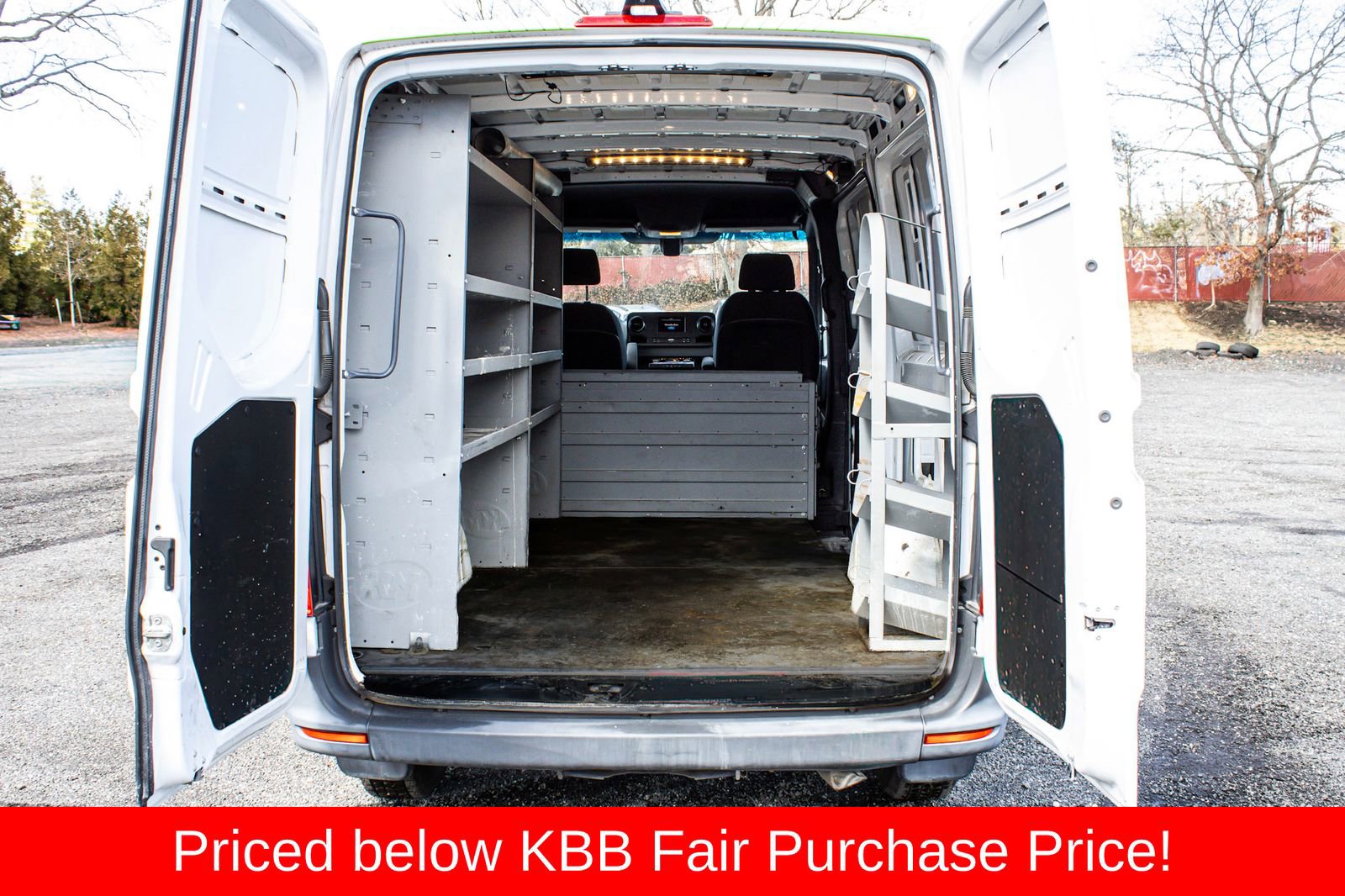 Used 2019 Mercedes-Benz Sprinter 144 w/ Driver Convenience Package image 23