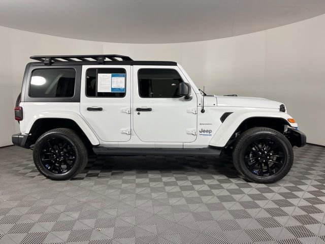 Used 2022 Jeep Wrangler Unlimited Sahara w/ Cold Weather Group image 11