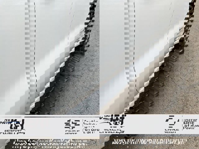 Used 2023 GMC Sierra 1500 SLE image 15