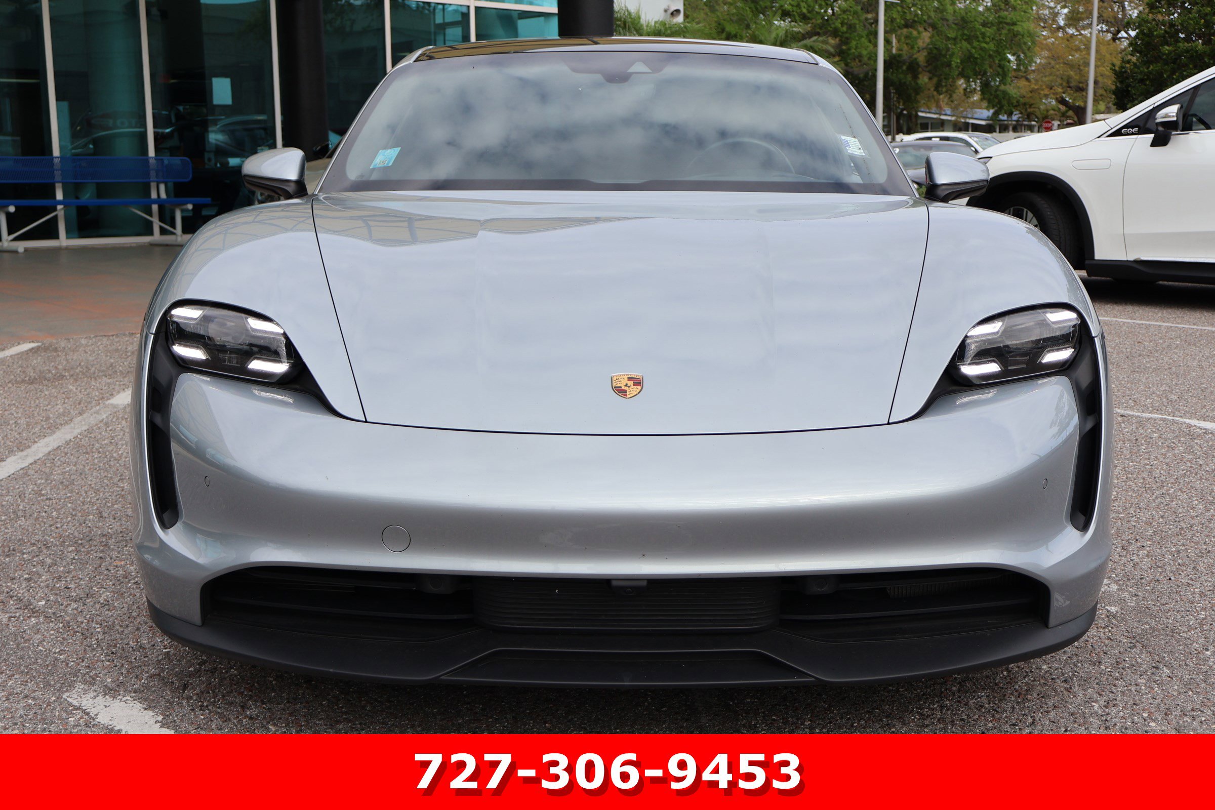 Used 2021 Porsche Taycan 4S image 12