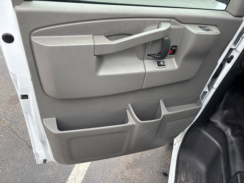 Used 2021 Chevrolet Express 2500 w/ Driver Convenience Package image 9