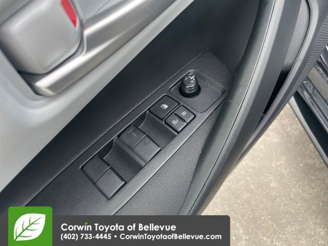 Used 2026 Toyota Corolla SE FWD image 19