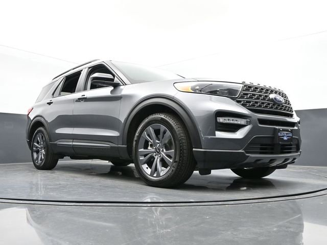 Used 2023 Ford Explorer XLT w/ Equipment Group 202A RWD image 32