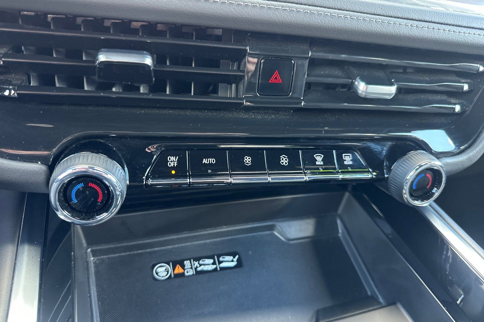 Certified 2025 Chevrolet Tahoe Z71 image 29