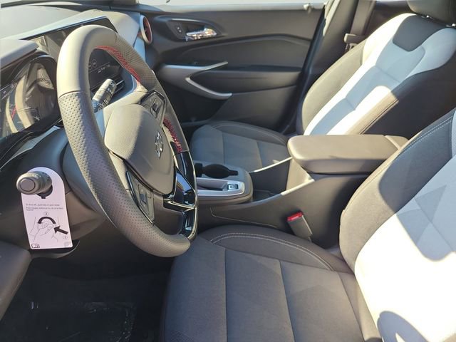 New 2026 Chevrolet Trax RS image 12